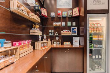 Gift shop
