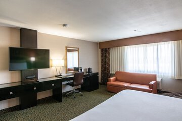Room 26 of 45