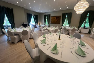 Indoor wedding