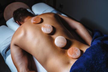 Massage in accommodation