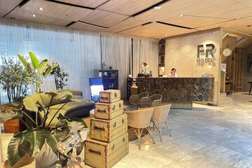 Reception hall