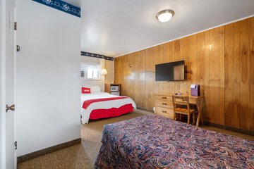 Room 166 of 212
