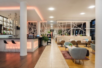 Snack bar