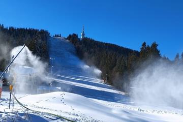 Snow and ski sports