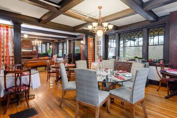 Breakfast/Coffee Service 56 of 63