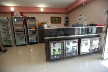 Snack bar
