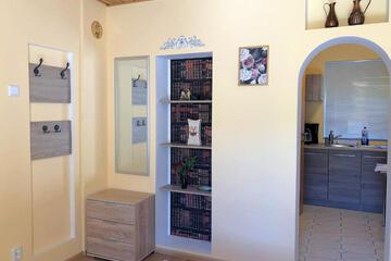 Photo 37