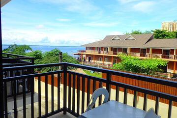 Beach/ocean view