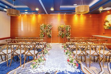 Indoor wedding