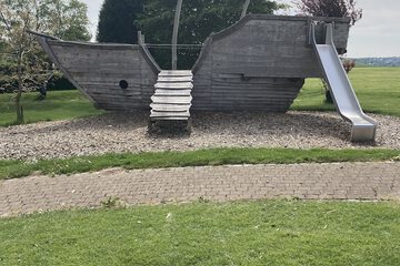 Children's play area - outdoor
