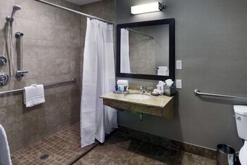 Room 62 of 131