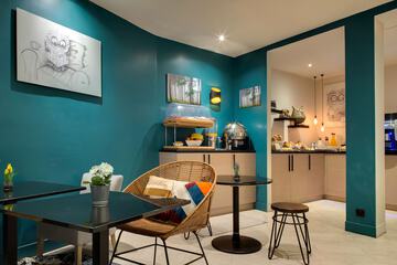 Breakfast area