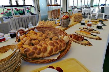 Breakfast buffet