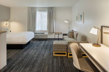 Room 17 of 23
