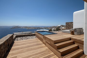 Beach/ocean view