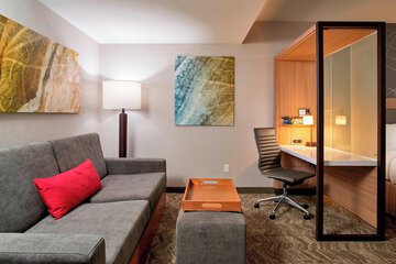 Room 18 of 22