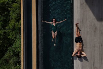 Private pool