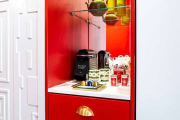 Room amenity