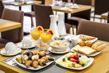 Breakfast area