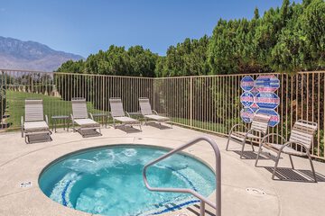 Private pool