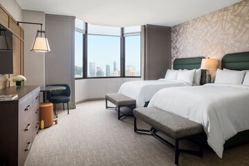 Room 25 of 135