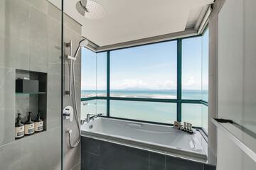 Beach/ocean view