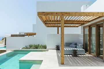 Private pool