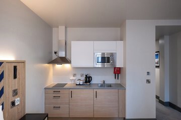 Private kitchenette