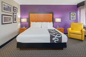 Room 25 of 67