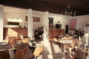 Cafe