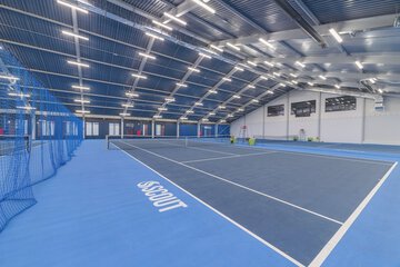 Tennis court