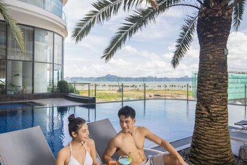 Infinity pool