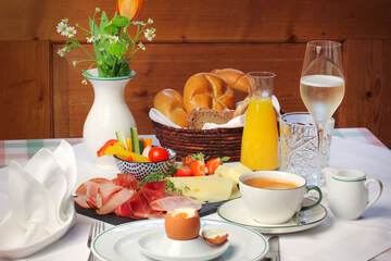 Breakfast meal