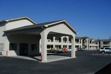 American Inn & Suites