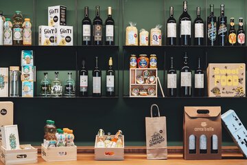 Gift shop