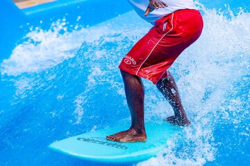 Surfing/boogie boarding