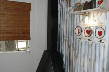 Photo 100