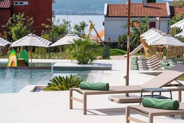 Sundeck
