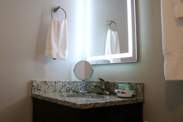 Bathroom sink