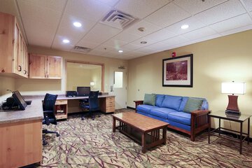 Business Center 36 of 39