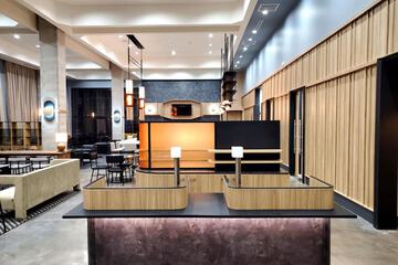 Check-in/check-out kiosk