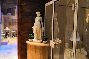 Steam room