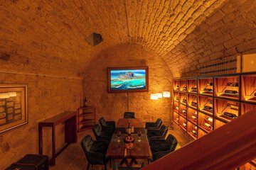 Tasting room