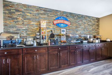 Breakfast/Coffee Service 35 of 37