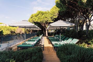 Sundeck
