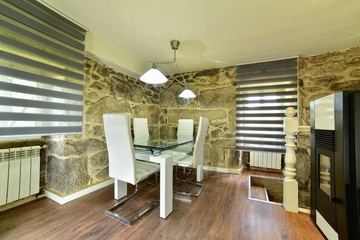 hotel_rooms