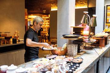 Breakfast buffet