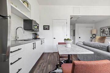 Private kitchenette