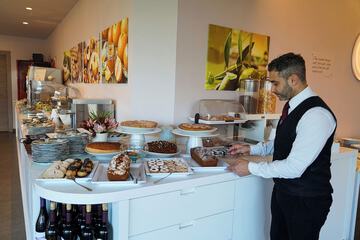 Breakfast area