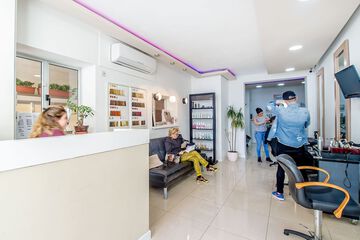 Hair salon